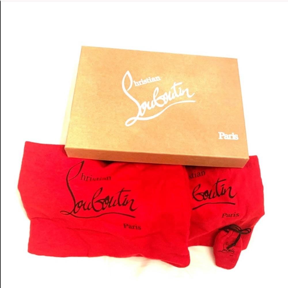 SOLD AUTHENTIC Christian Louboutin Heels - Picture 6 of 6